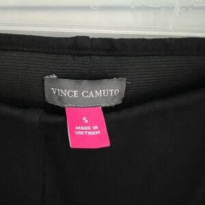 Vince Camuto crop legging